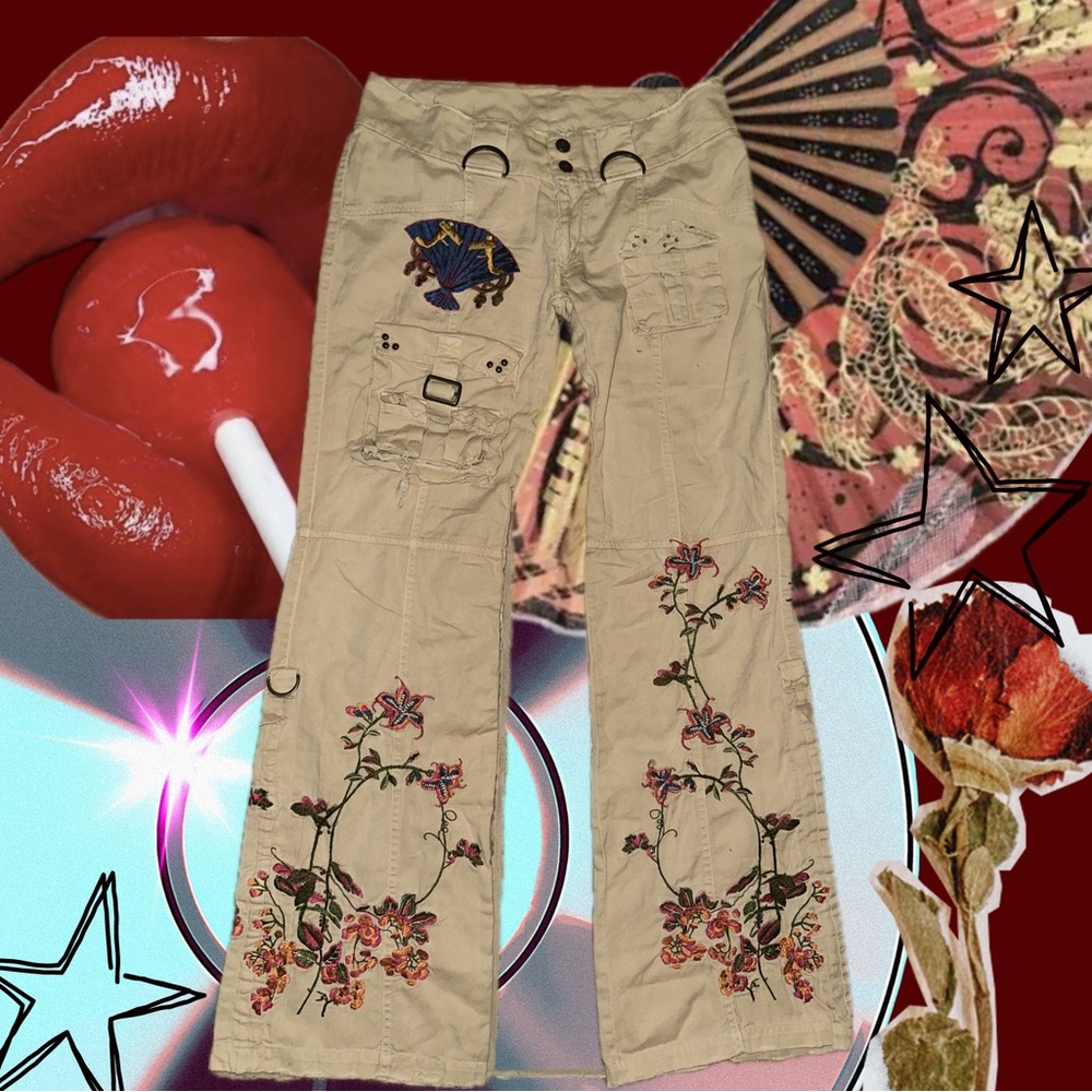 🪐Y2K Floral Embroidered Cargo Khakis 🪐